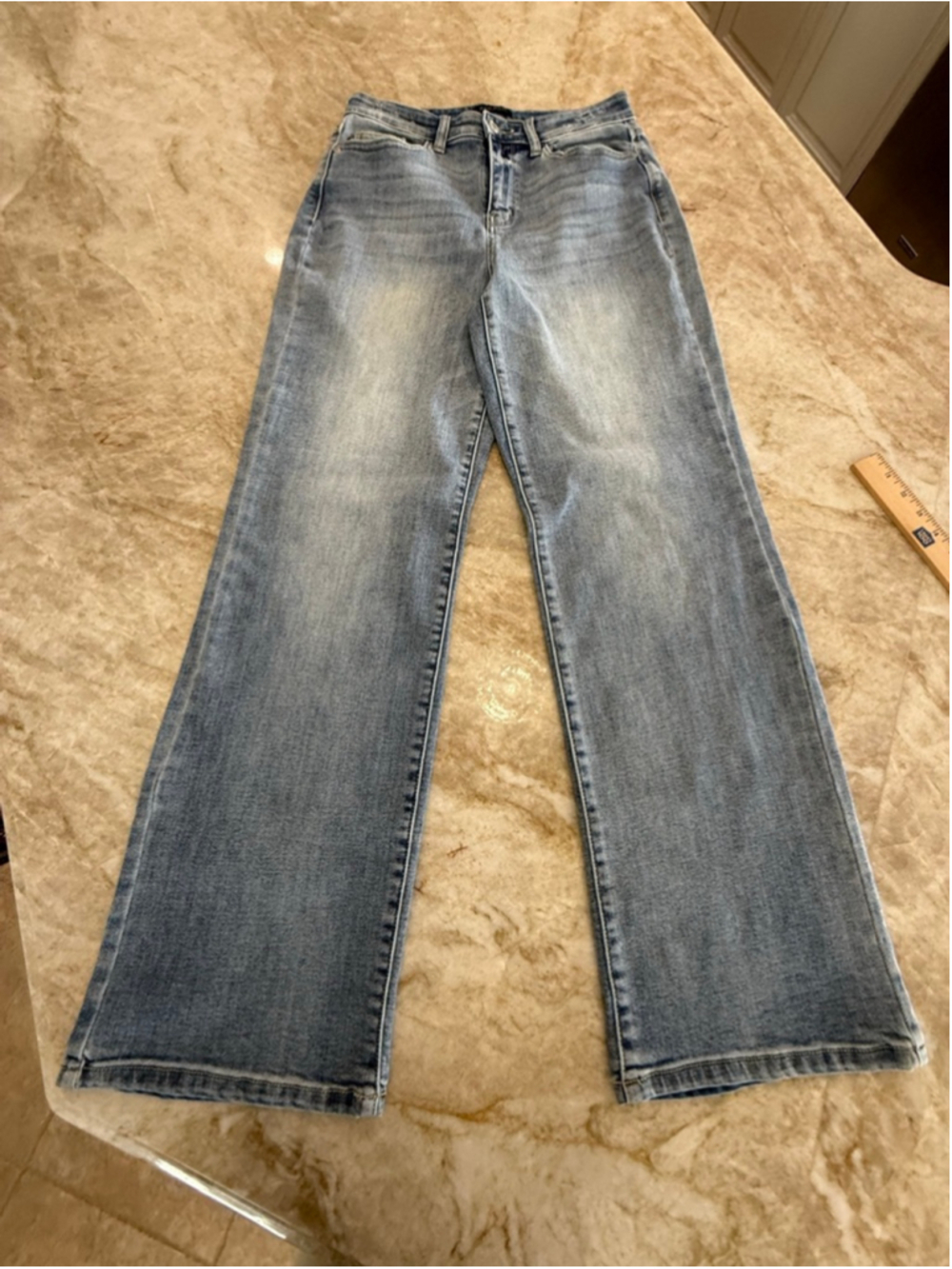 Judy Blue Straight Leg Jeans Size 9 Blue, wide stretchy lightweight comfy.